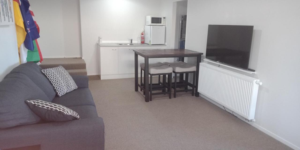 Modest Comfortable Relaxed Home Away From Home With Secure Bike Storage Rotorua Eksteriør billede