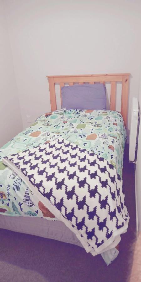Modest Comfortable Relaxed Home Away From Home With Secure Bike Storage Rotorua Eksteriør billede